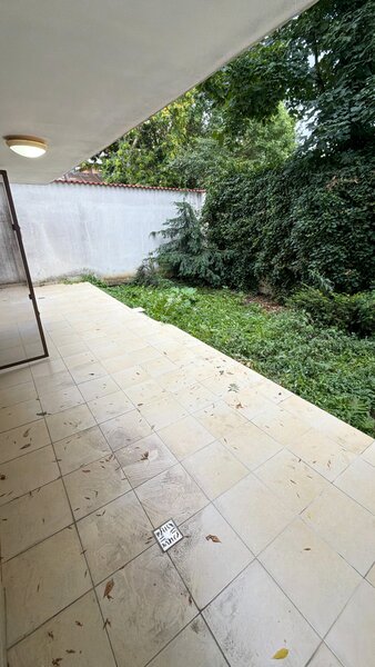 Banu Manta, liceul Ion Neculce, de inchiriat apartament 3 camere, parter